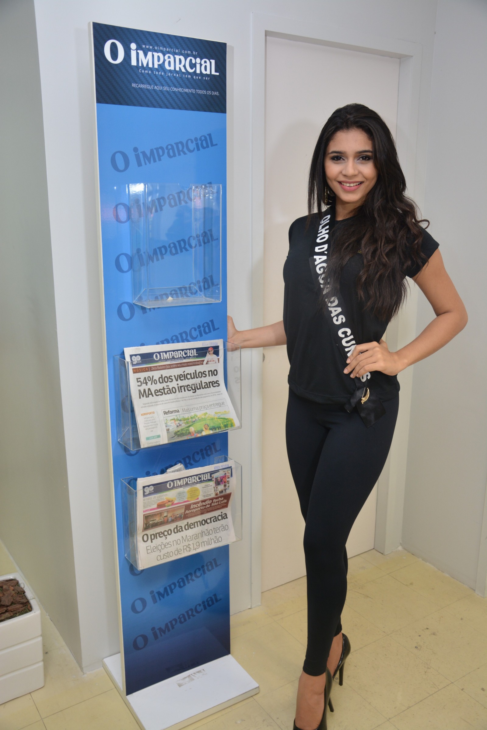 Tereza Bringel, miss Olho D'Água das Cunhas, tem 19 anos e 1,73m