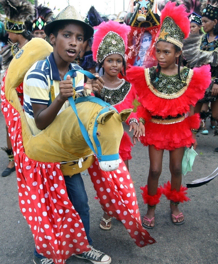 Crianças do Bumba-meu-Boi (foto: Honório Moreira/O Imparcial)