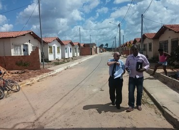 Fiscais do Conselho Federal de Corretores de Imóveis realizaram operação em imóveis em São Luís