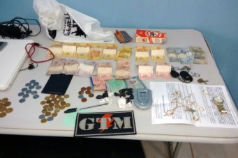 Armas, drogas, dinheiro: apreensões da operação Gualterio