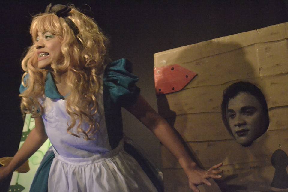 Espetáculo Musical Infantil Alice