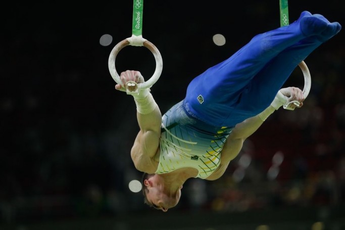 Ginasta Arthur Zanetti é prata nas argolas em final vencida pelo grego Eleftherios Petrounias, com o russo Denis Abliazin em terceiro