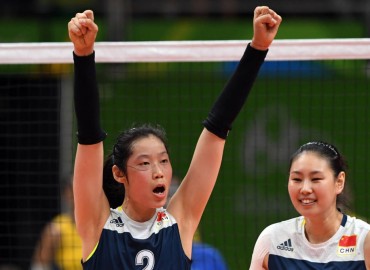 China comemora vit&oacute;ria sobre o Brasil