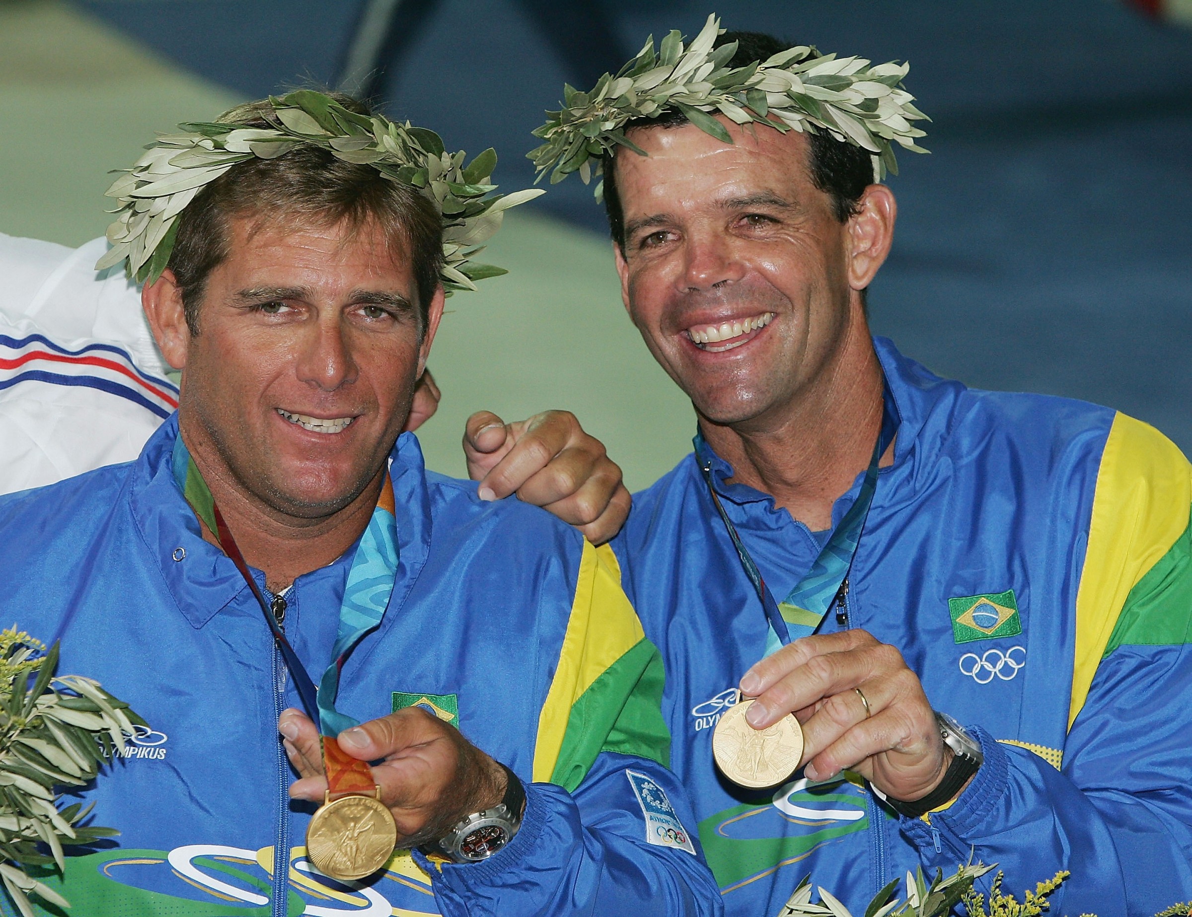 Torben Grael e Marcelo Ferreira ganharam medalha de ouro na vela nos Jogos Olímpicos de Atenas 2004