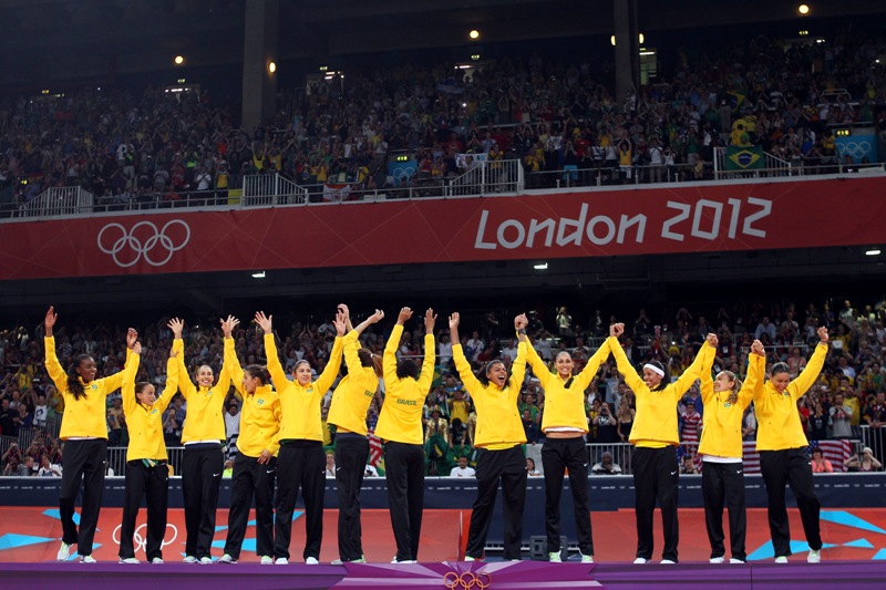 A Seleção Brasileira Vôlei Feminino também faturou a medalha de ouro na Olimpíada de Londres (2012)
