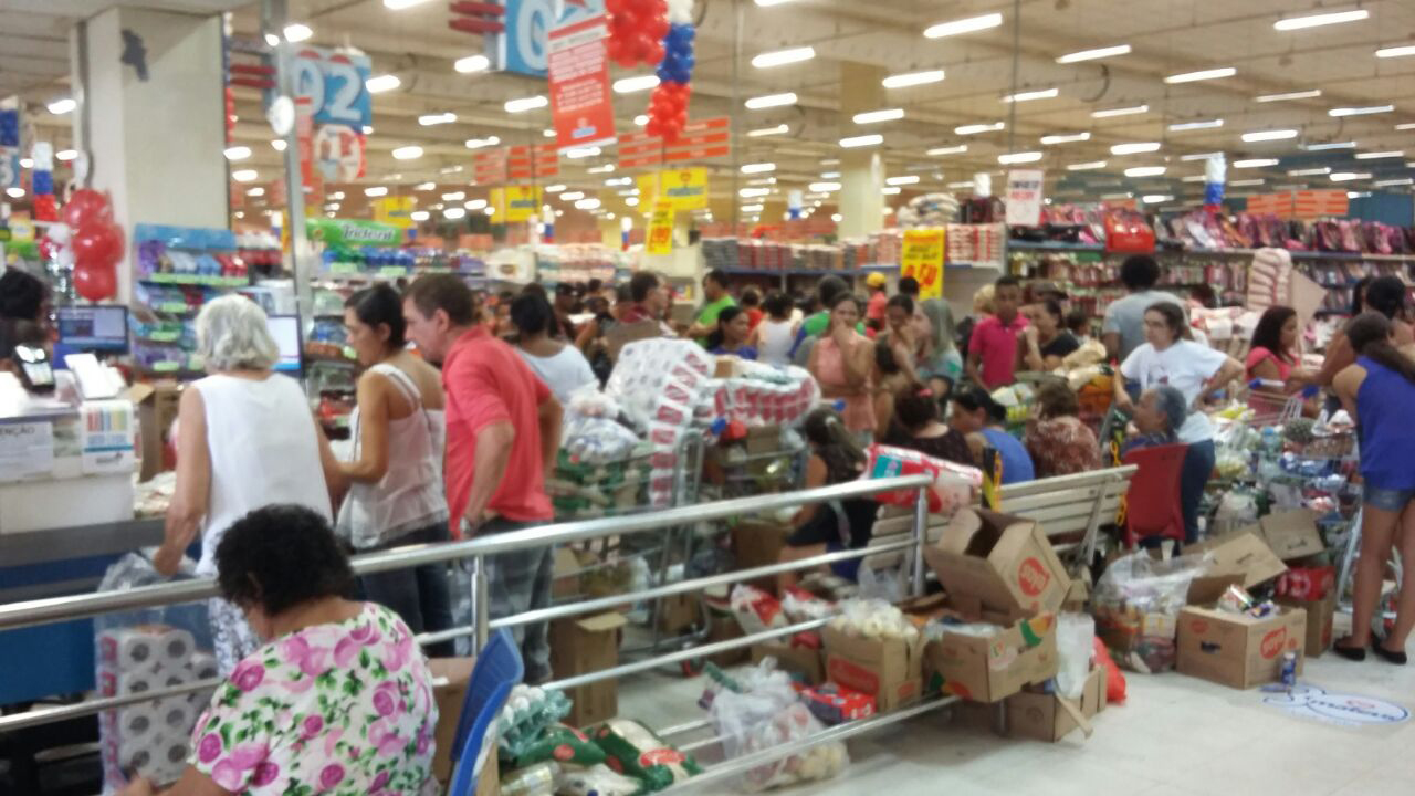 Dia de promoção em lojas do grupo Mateus