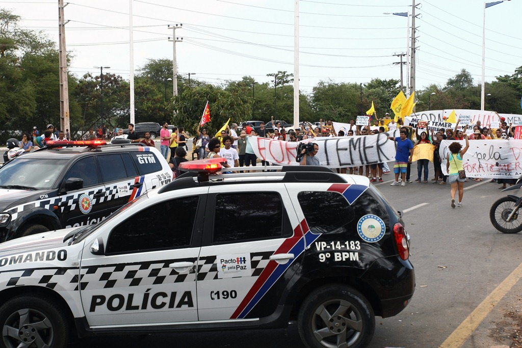 Movimentos organizaram o protesto Fora Temer em São Luís (Honório Moreira/O Imparcial)