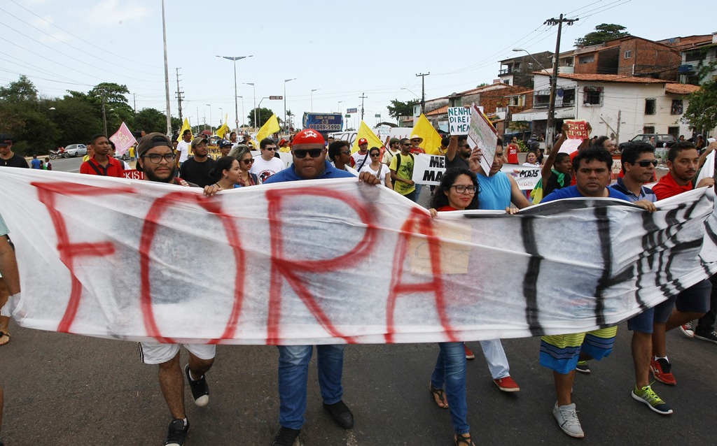 Movimentos organizaram o protesto Fora Temer em São Luís (Honório Moreira/O Imparcial)