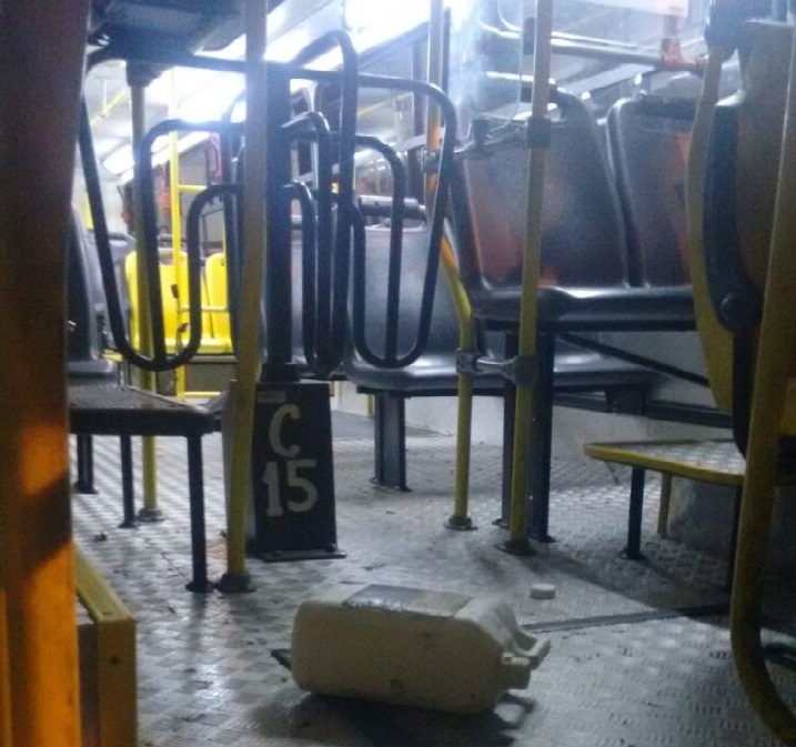 Tentativa de incêndio a ônibus