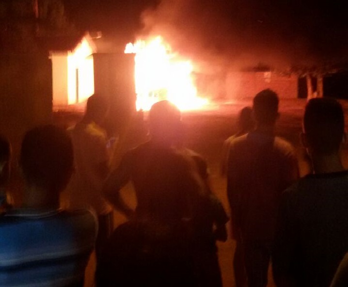 Ônibus incendiado na região do Tibiri