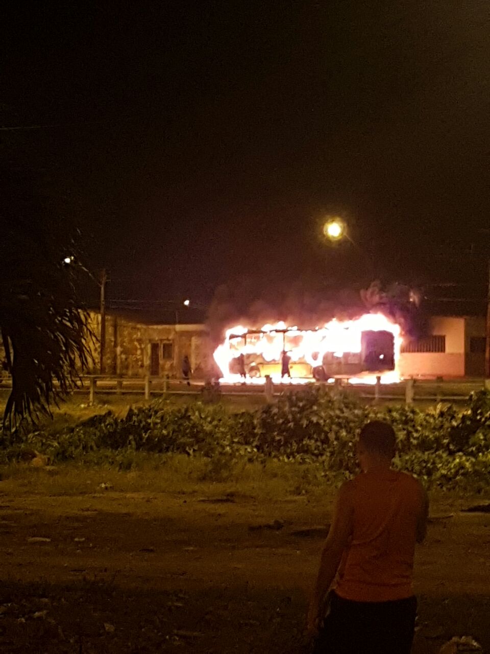 Ataques a ônibus em São Luís