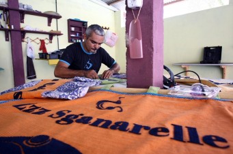 Prepara&ccedil;&atilde;o para o Espet&aacute;culo 'Zzz Sganarelle' da Companhia Cambalhotas (Hon&oacute;rio Moreira/O Imparcial)