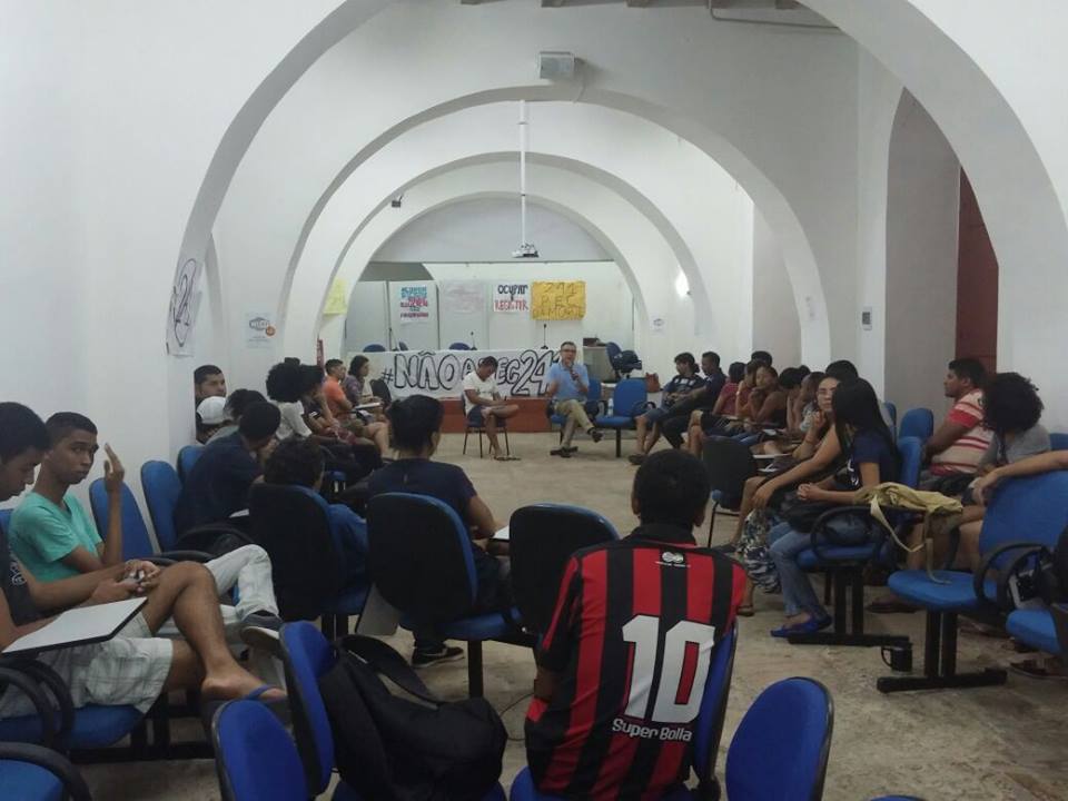 Os docentes e discentes lutam contra a PEC-241