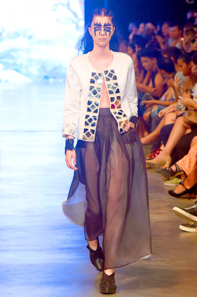 LIZZYANE AIRE - DESFILE DE MODA