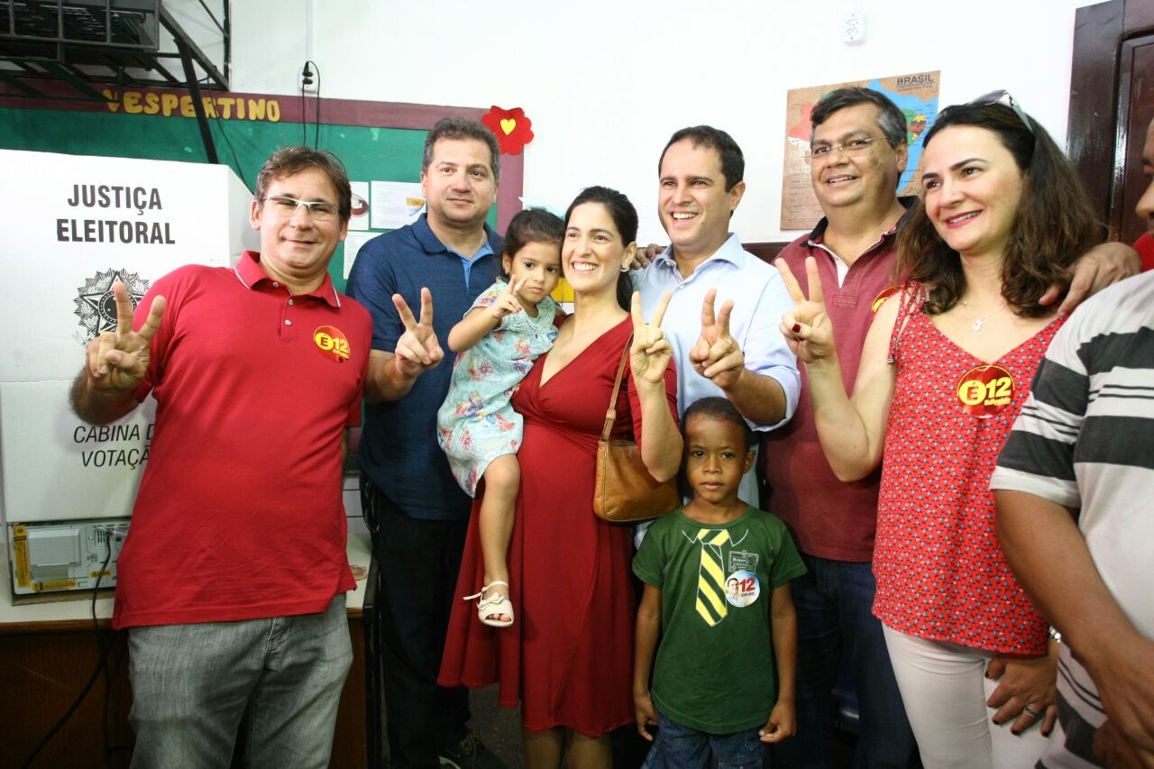 O candidato a reeleição, o prefeito Edivaldo Holanda Júnior (PDT) votou na UEB Oliveira Roma, no Vinhais Velho. (Honório Moreira/O Imparcial)