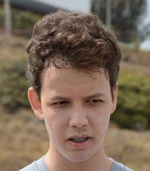 Gilberto Brand&atilde;o, estudante