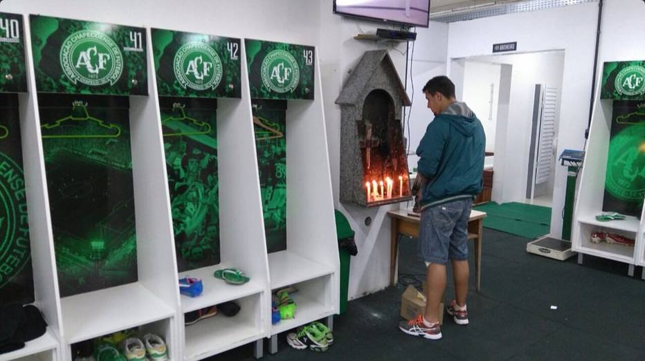 Vestiário da Chapecoense após confirmação do acidente