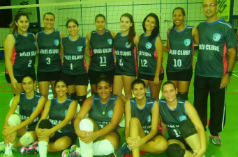 V&ocirc;lei 