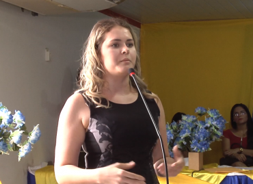 Lidiane tomando posse da prefeitura de Bom Jardim